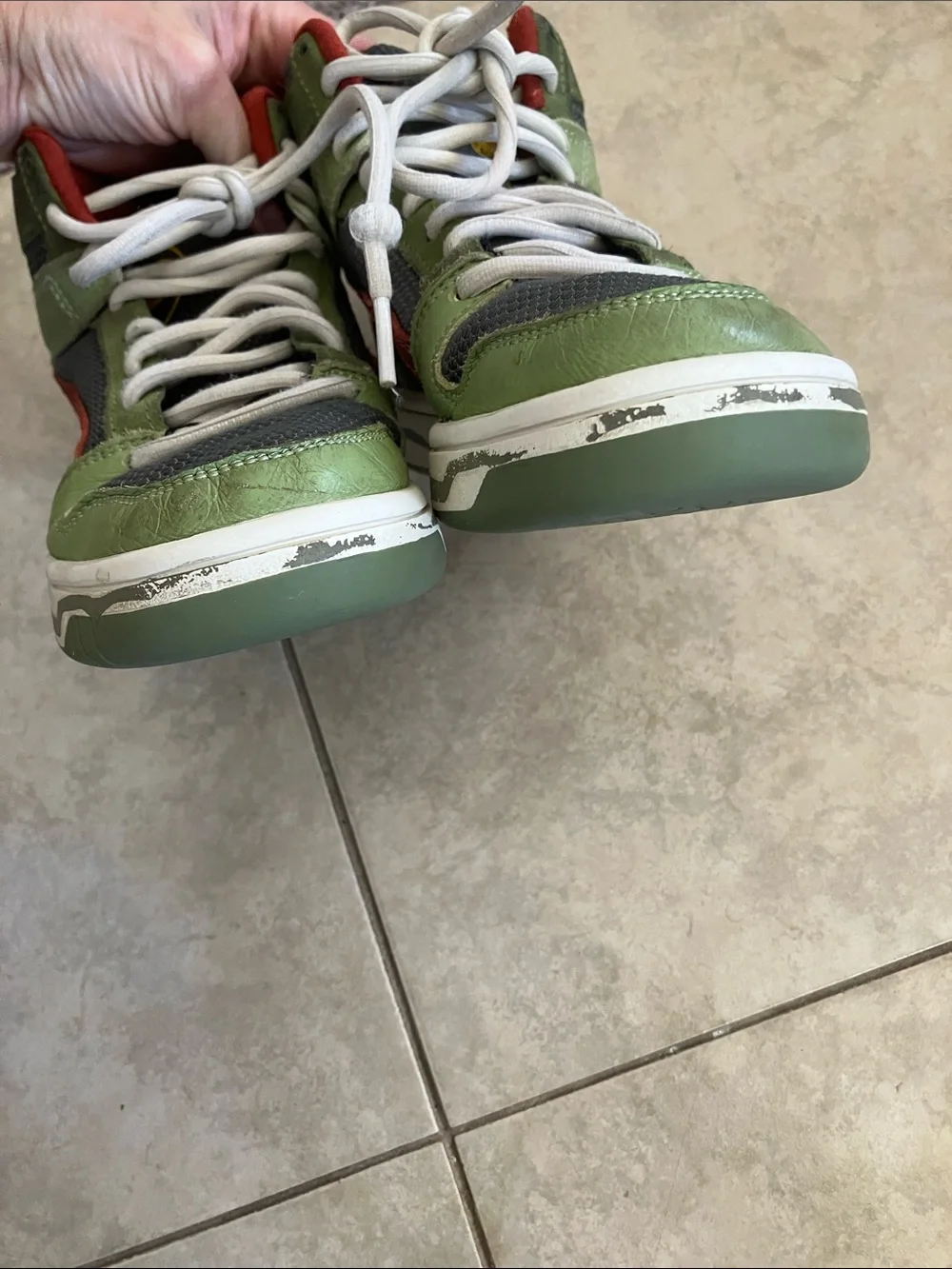 JURASSIC WORLD X PUMA High Tops Size: 5 Youth